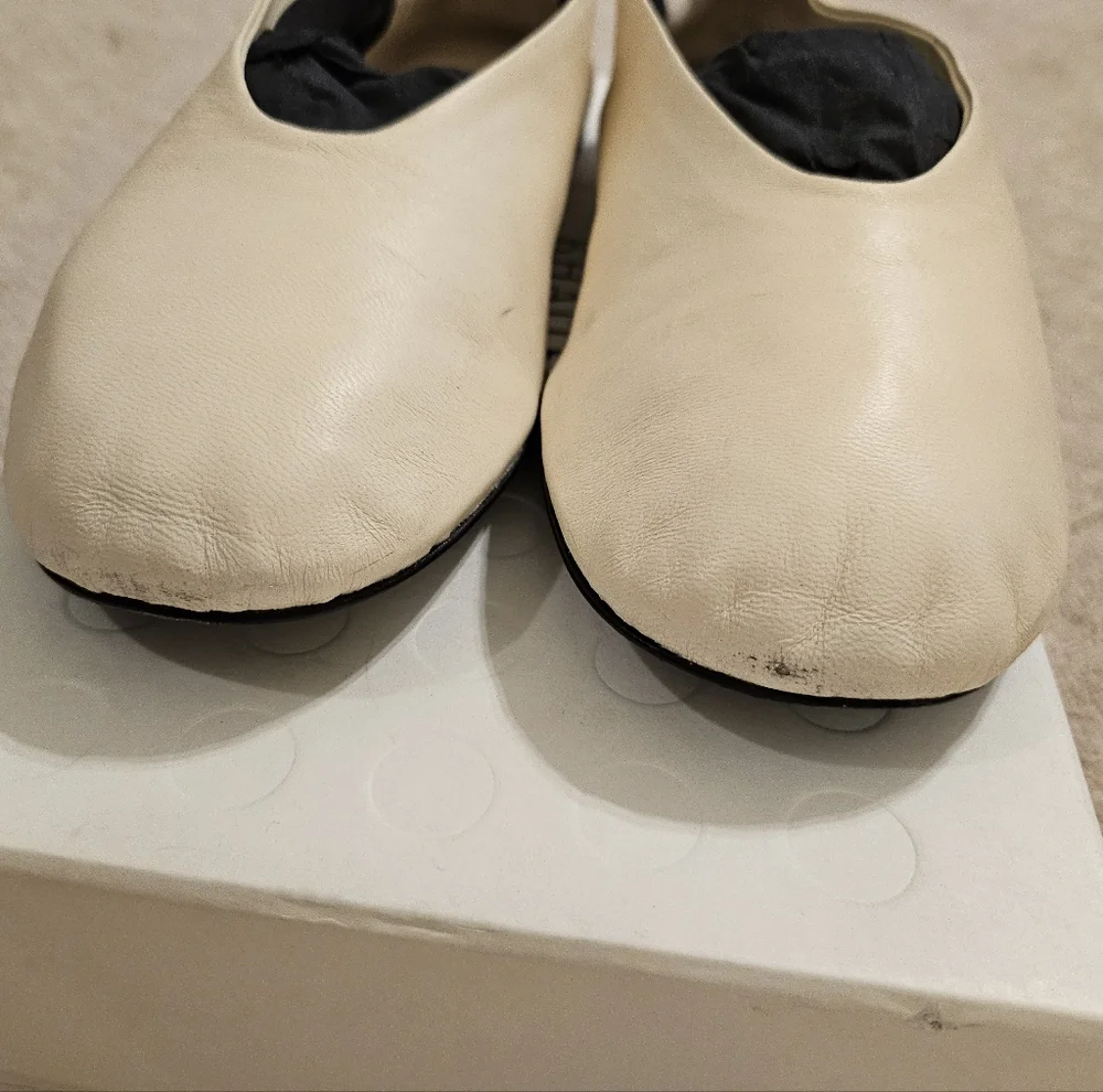 Khaite Marcy Flats Cream 37.5 Women's - Picture 8 of 11